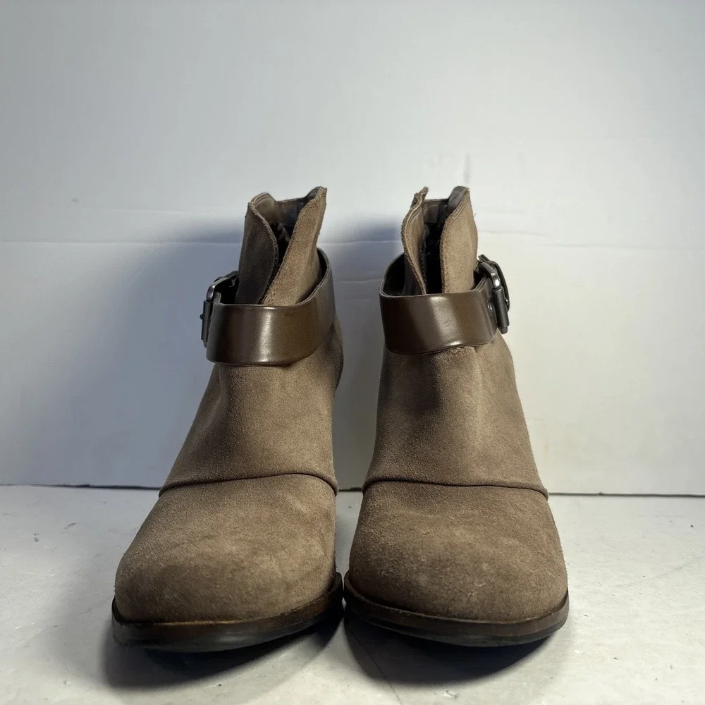 Size 9.5 BCBG Paris Kerinax Brown Buckle Ankle Boots Booties‎